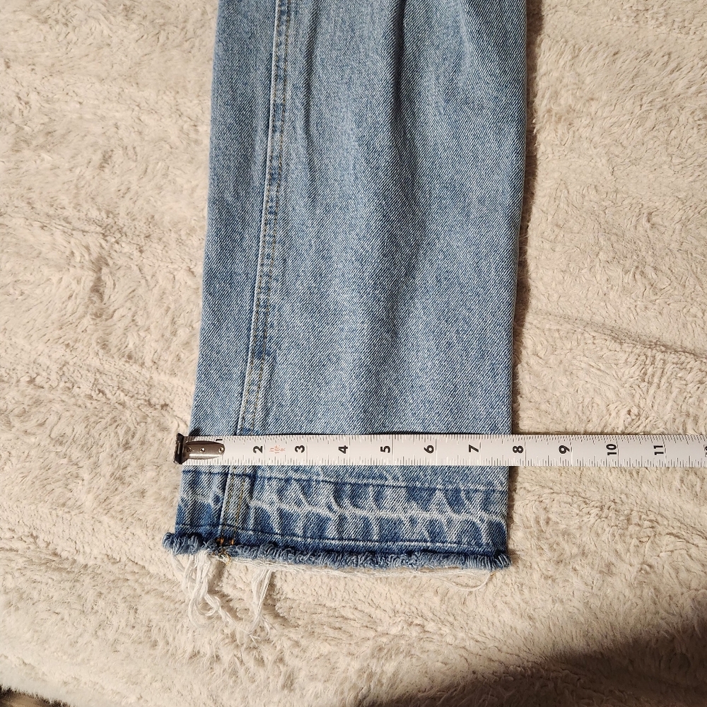 Cello Jr Womems Sz 9 Jeans Distressed  Straight Leg Split Hem High Rise Light - Picture 8 of 12